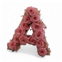 Cargar imagen en el visor de la galería, Drac de Sant Jordi amb lletra de roses eternes