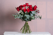 Load image into Gallery viewer, Ramo de 25 Rosas Rojas