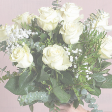 Cargar imagen en el visor de la galería, Ramo de Flores Paseo por el bosque